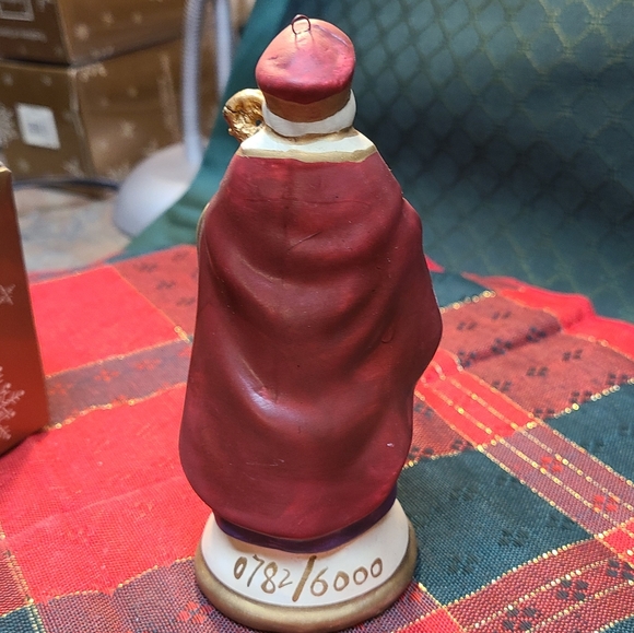 COPY - Limited Edition Traditions of Santa Ornament - Picture 4 of 9